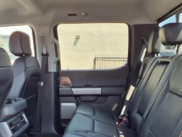 Ford Super Duty F-250 SRW LARIAT 4WD Crew Cab 6.75' Box 2026