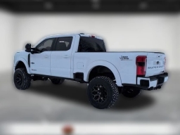 Ford Super Duty F-250 SRW XLT 4WD Crew Cab 6.75' Box 2026