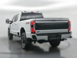 Ford Super Duty F-250 SRW Platinum 4WD Crew Cab 6.75' Box 2026