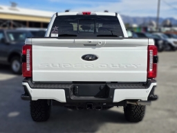 Ford Super Duty F-250 SRW LARIAT 4WD Crew Cab 6.75' Box 2026