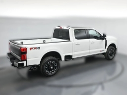 Ford Super Duty F-250 SRW Platinum 4WD Crew Cab 6.75' Box 2026