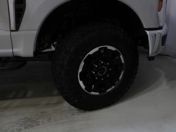 Ford Super Duty F-250 SRW XLT 4WD Crew Cab 6.75' Box 2026