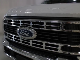 Ford Super Duty F-250 SRW XLT 4WD Crew Cab 6.75' Box 2026