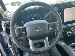 Ford Super Duty F-250 SRW LARIAT 4WD Crew Cab 6.75' Box 2026