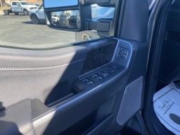 Ford Super Duty F-250 SRW LARIAT 4WD Crew Cab 6.75' Box 2026