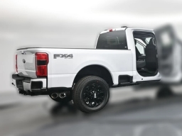 Ford Super Duty F-250 SRW XLT 4WD Crew Cab 6.75' Box 2026