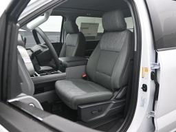 Ford Super Duty F-250 SRW XLT 4WD Crew Cab 6.75' Box 2026