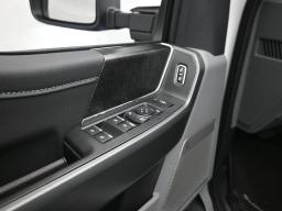 Ford Super Duty F-250 SRW XLT 4WD Crew Cab 6.75' Box 2026