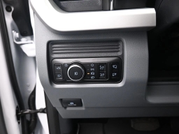 Ford Super Duty F-250 SRW XLT 4WD Crew Cab 6.75' Box 2026