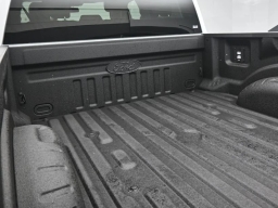 Ford Super Duty F-250 SRW XLT 4WD Crew Cab 6.75' Box 2026