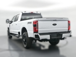 Ford Super Duty F-250 SRW XLT 4WD Crew Cab 6.75' Box 2026