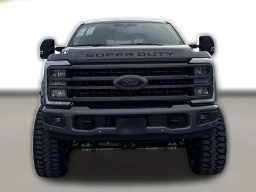 Ford Super Duty F-250 SRW LARIAT 4WD Crew Cab 6.75' Box 2025
