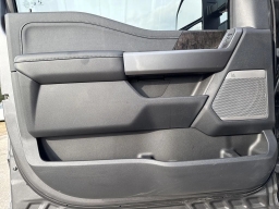 Ford Super Duty F-250 SRW LARIAT 4WD Crew Cab 6.75' Box 2025