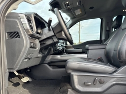 Ford Super Duty F-250 SRW LARIAT 4WD Crew Cab 6.75' Box 2025