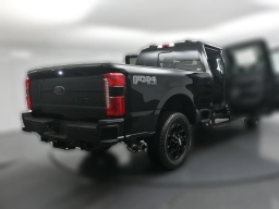 Ford Super Duty F-250 SRW LARIAT 4WD Crew Cab 6.75' Box 2026