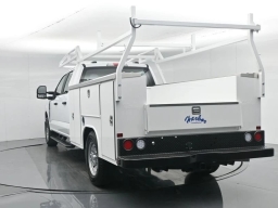 Ford Super Duty F-350 SRW XL 2WD Crew Cab 8' Box 2026