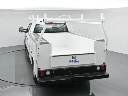 Ford Super Duty F-350 SRW XL 2WD Crew Cab 8' Box 2026