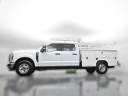 Ford Super Duty F-350 SRW XL 2WD Crew Cab 8' Box 2026