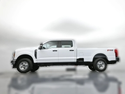 Ford Super Duty F-350 SRW XL 4WD Crew Cab 8' Box 2026