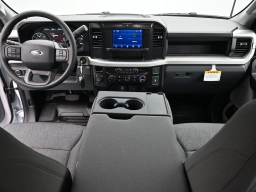 Ford Super Duty F-350 SRW XL 4WD Crew Cab 8' Box 2026