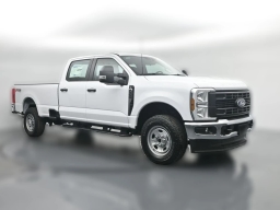 Ford Super Duty F-350 SRW XL 4WD Crew Cab 8' Box 2026