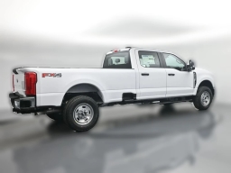 Ford Super Duty F-350 SRW XL 4WD Crew Cab 8' Box 2026