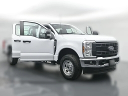 Ford Super Duty F-350 SRW XL 4WD Crew Cab 8' Box 2026