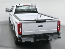 Ford Super Duty F-350 SRW XL 4WD Crew Cab 8' Box 2026