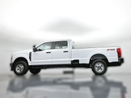 Ford Super Duty F-350 SRW XL 4WD Crew Cab 8' Box 2026