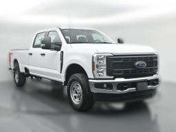 Ford Super Duty F-350 SRW XL 4WD Crew Cab 8' Box 2026