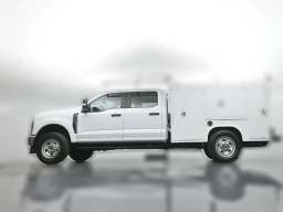 Ford Super Duty F-350 SRW XL 4WD Crew Cab 8' Box 2026