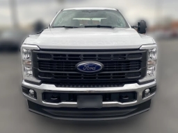 Ford Super Duty F-350 SRW XL 4WD Crew Cab 8' Box 2026