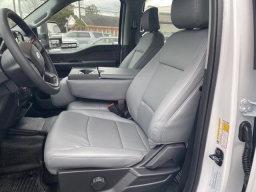 Ford Super Duty F-350 SRW XL 4WD Crew Cab 8' Box 2026