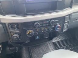 Ford Super Duty F-350 SRW XL 4WD Crew Cab 8' Box 2026