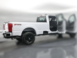 Ford Super Duty F-350 SRW XL 4WD Crew Cab 8' Box 2026