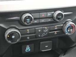 Ford Super Duty F-350 SRW XL 4WD Crew Cab 8' Box 2026