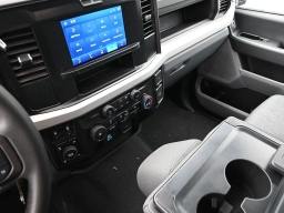 Ford Super Duty F-350 SRW XL 4WD Crew Cab 8' Box 2026