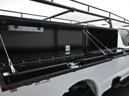 Ford Super Duty F-350 SRW XL 4WD Crew Cab 8' Box 2026