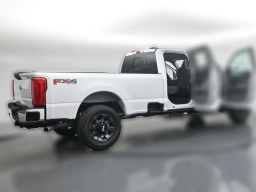 Ford Super Duty F-350 SRW XL 4WD Crew Cab 8' Box 2026