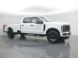 Ford Super Duty F-350 SRW XL 4WD Crew Cab 8' Box 2026