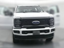 Ford Super Duty F-350 SRW XL 4WD Crew Cab 8' Box 2026