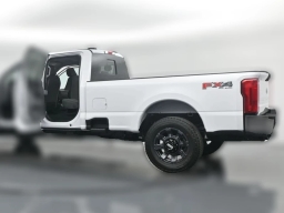 Ford Super Duty F-350 SRW XL 4WD Crew Cab 8' Box 2026