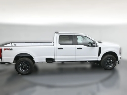 Ford Super Duty F-350 SRW XL 4WD Crew Cab 8' Box 2026