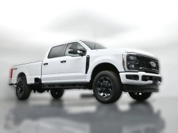 Ford Super Duty F-350 SRW XL 4WD Crew Cab 8' Box 2026