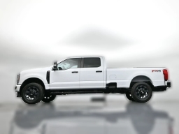 Ford Super Duty F-350 SRW XL 4WD Crew Cab 8' Box 2026