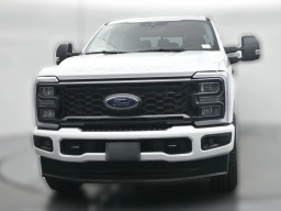 Ford Super Duty F-350 SRW XL 4WD Crew Cab 8' Box 2026