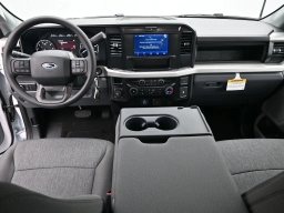 Ford Super Duty F-350 SRW XL 4WD Crew Cab 8' Box 2026