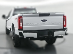 Ford Super Duty F-350 SRW XL 4WD Crew Cab 8' Box 2026