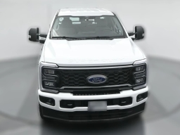 Ford Super Duty F-350 SRW XL 4WD Crew Cab 8' Box 2026