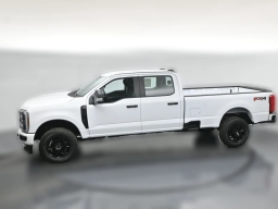 Ford Super Duty F-350 SRW XL 4WD Crew Cab 8' Box 2026